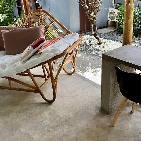 Yay Lodge Siargao, Private Room 1 With Ac & Hot Shower And Fast Starlink Wifi Хенераль-Луна Екстер'єр фото